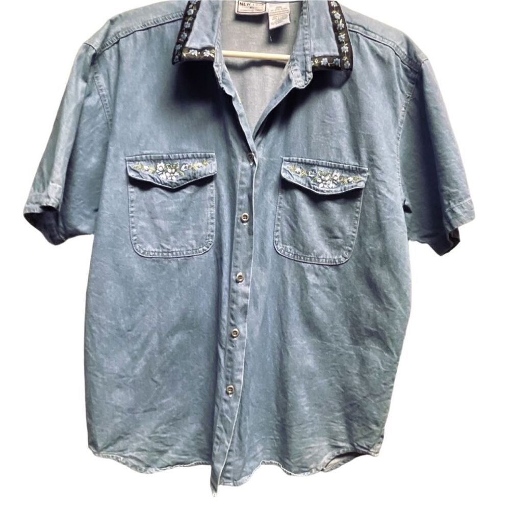 Vintage New Look size L embroidered details button front